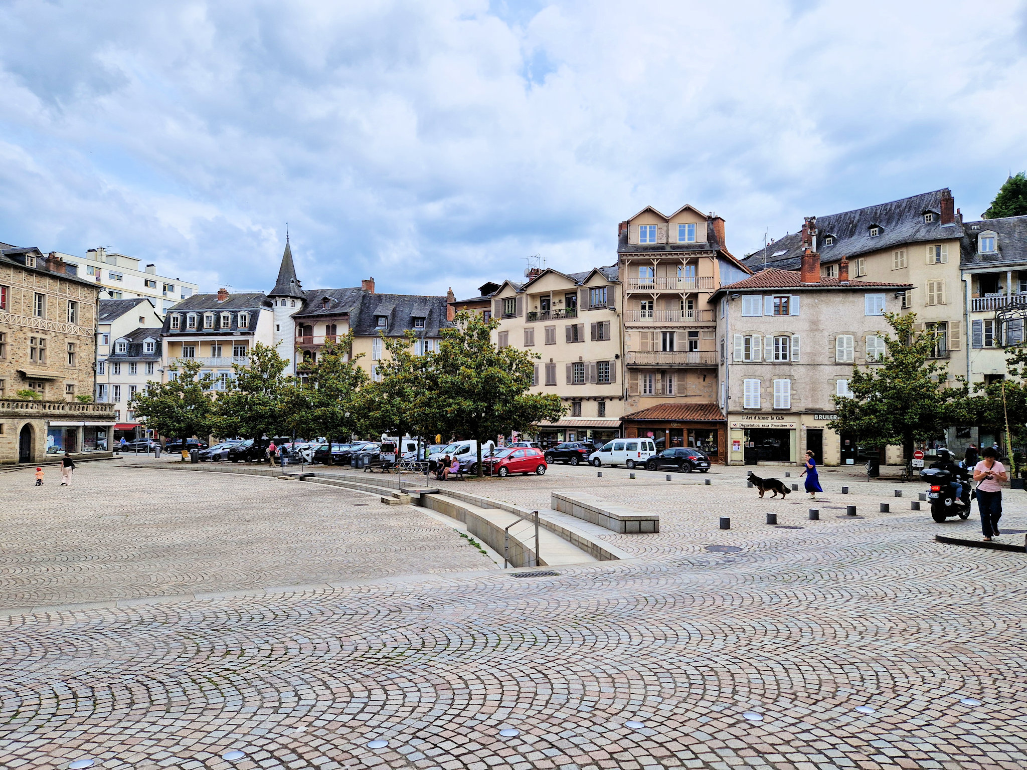 Tulle 240607 05 Tulle 301 MR